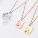 Collar Sobre Carta De Amor Love You